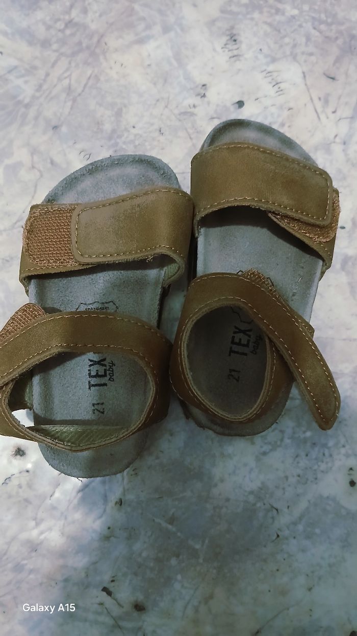 Lots de chaussures filles taille 24 - photo numéro 7