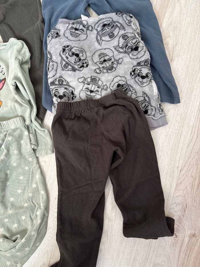 Lot pyjamas velours garçon 6 ans - photo numéro 6