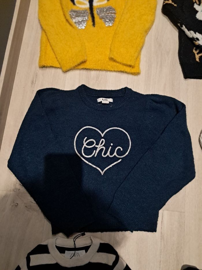 Lot de pulls 8ans neufs et tbe - photo numéro 3