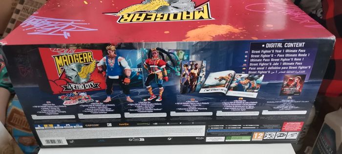 Coffret collector street fighter 6 mad max edition collector ps4 neuf jamais utiliser - photo numéro 3