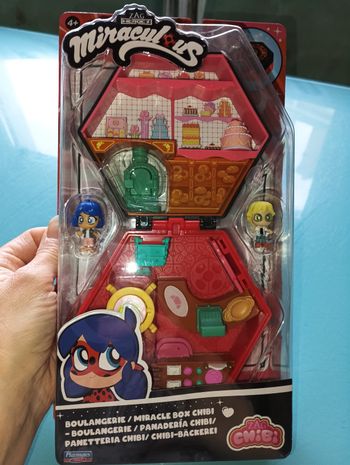 Coffret neuf Polly pocket miraculous