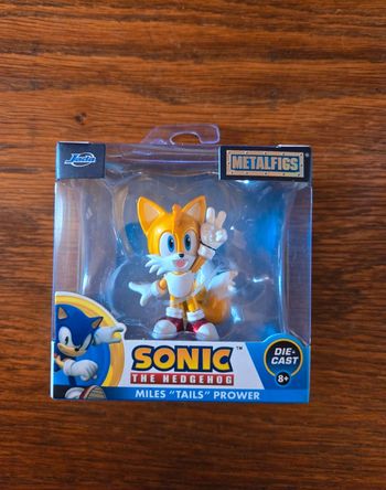 Figurine en métal neuve Sonic