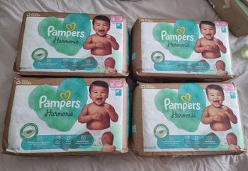 144 couches pampers harmonie T4