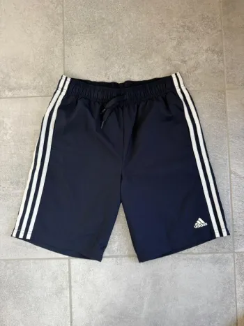 Short maillot Adidas garçon marine taille 13-14 ans comme neuf