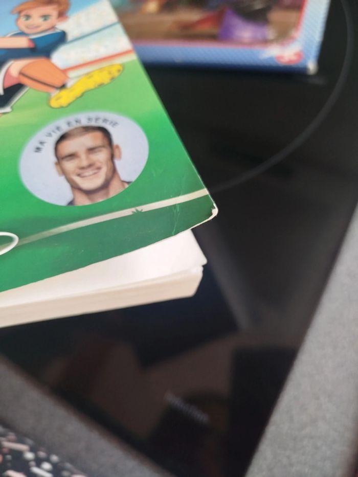 Livre Antoine Griezmann - photo numéro 2