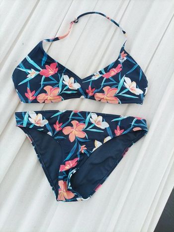 Magnifique maillot de bain fille 16 ans Roxy