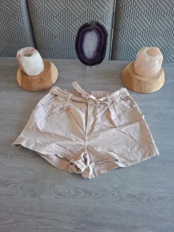 Short beige taille 12 ans