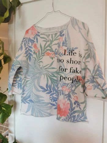 Pull fleuri