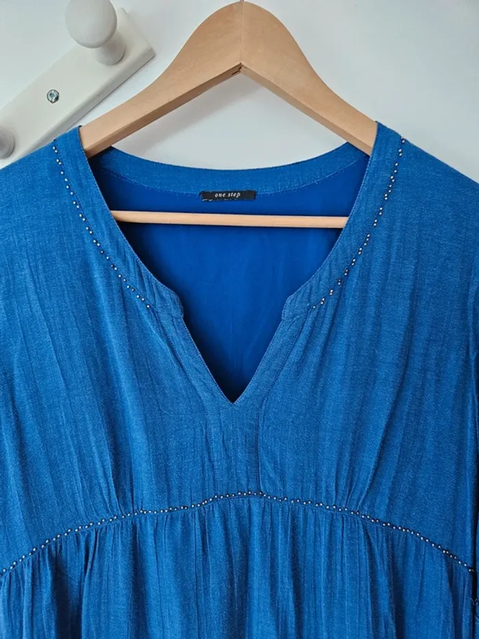 Jolie robe bleu - photo numéro 2