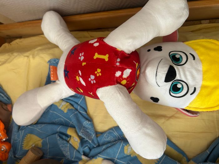 Grosse peluche Marcus tenue d’été - photo numéro 5