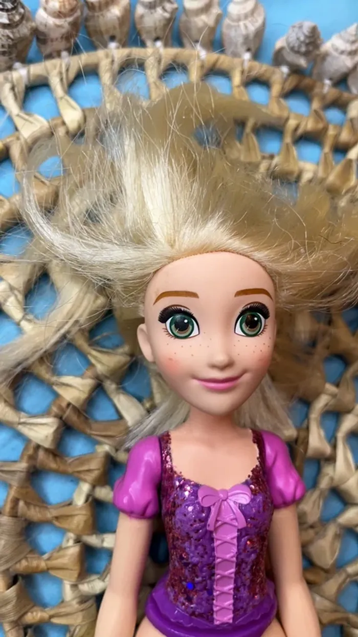 Barbie princesse " Raiponce " - photo numéro 2