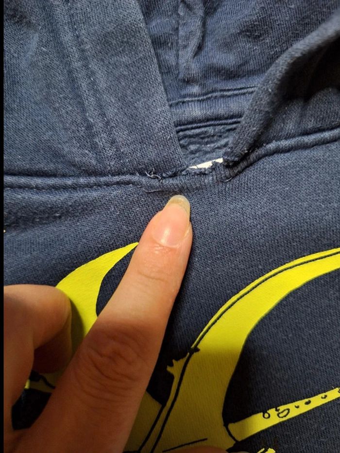 Pull pour garçon taille 8ans bon état - photo numéro 6