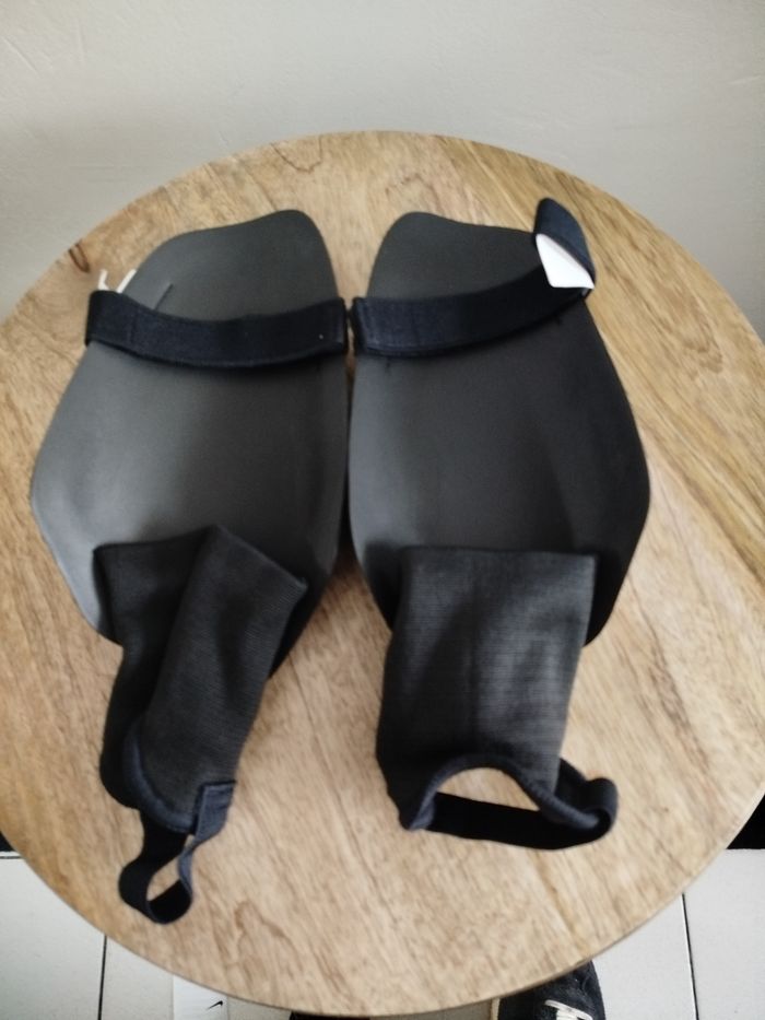 Protège tibia T M - photo numéro 2