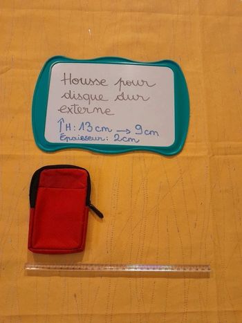 Housse pour disque dur externe (type Toshiba) Rouge