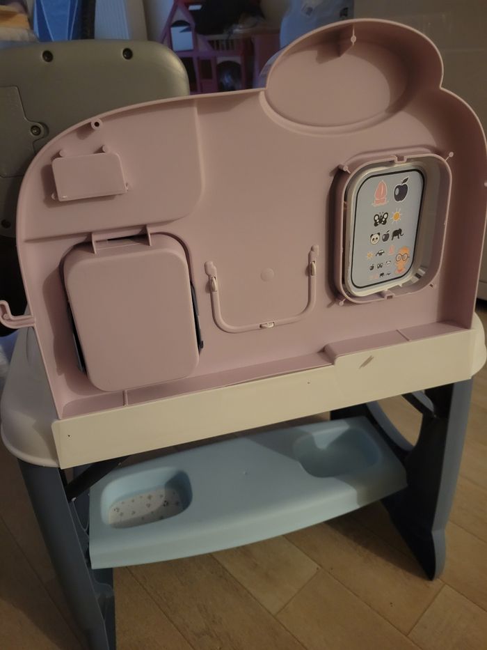 Table de docteur smoby avec 1 poupée corolle - photo numéro 8