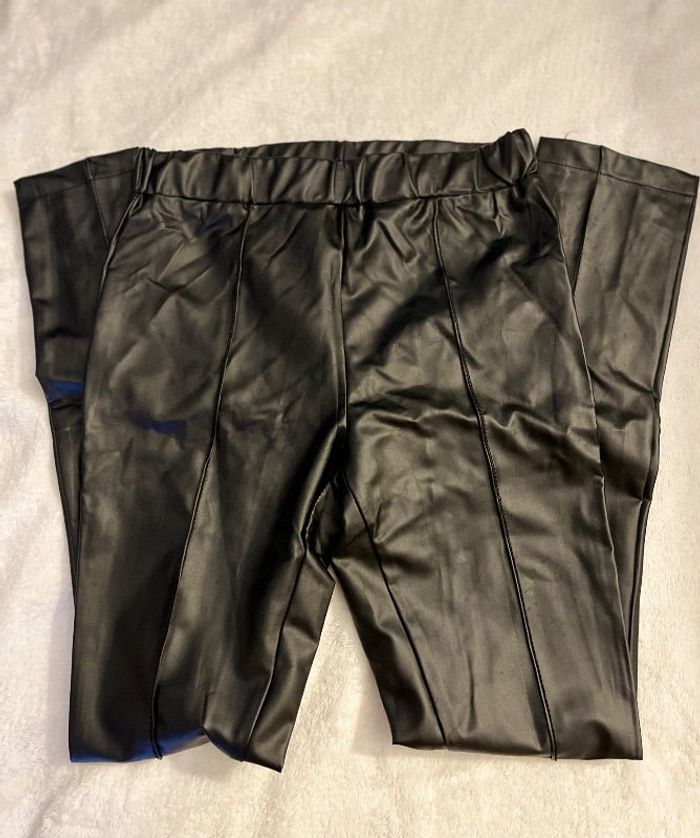 Pantalon simili cuir
