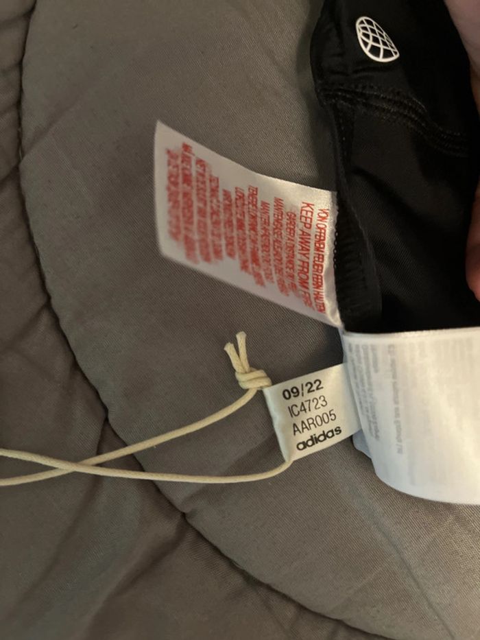 Maillot de bain une pièce fille Adidas 5-6 ans - photo numéro 5