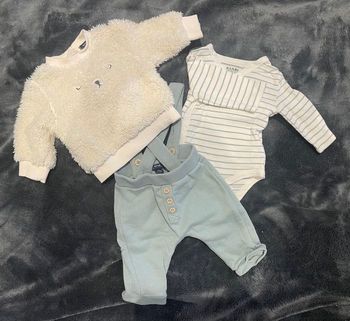 Ensemble bebe 1 mois