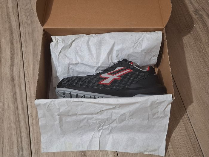 Chaussure sécurité femme enfant travaux travail protection noir rouge - photo numéro 4