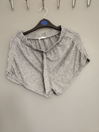 Short en très bon état marque tex taille S