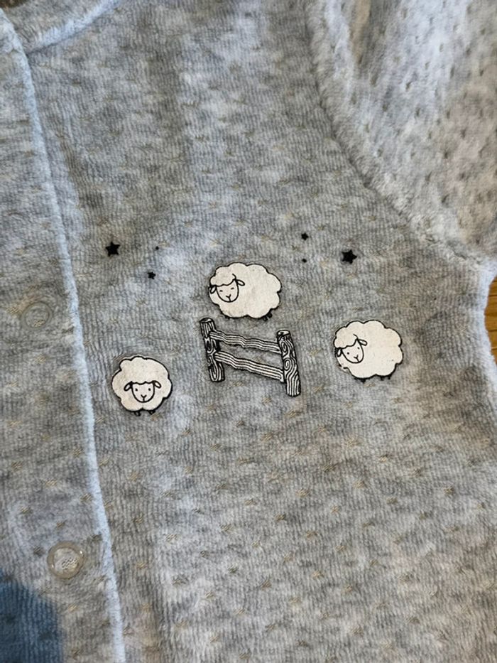 Pyjama Vertbaudet taille 3 mois - photo numéro 2