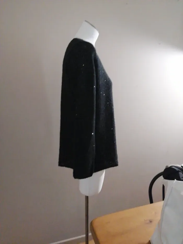 Pull noir in extenso taille 42 - photo numéro 3