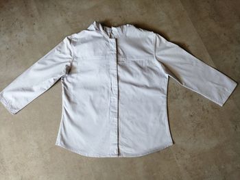 Chemisier avec capuche Taille M couleur parme pastel Zara