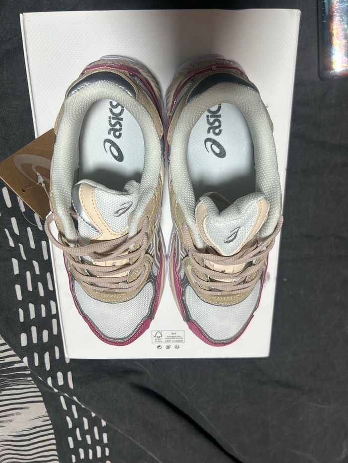 Asics GeL-NYC Crème/Rose-taille 42🌸 - photo numéro 9