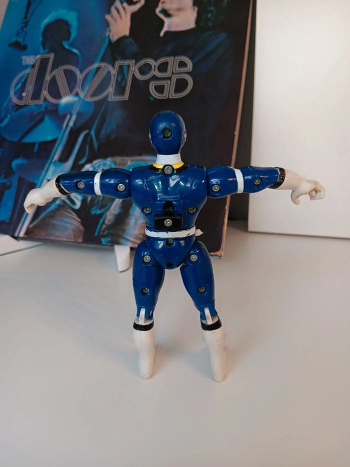 Figurine vintage Power Rangers Turbo bleu Bandai 1997 taille 14cm - photo numéro 4
