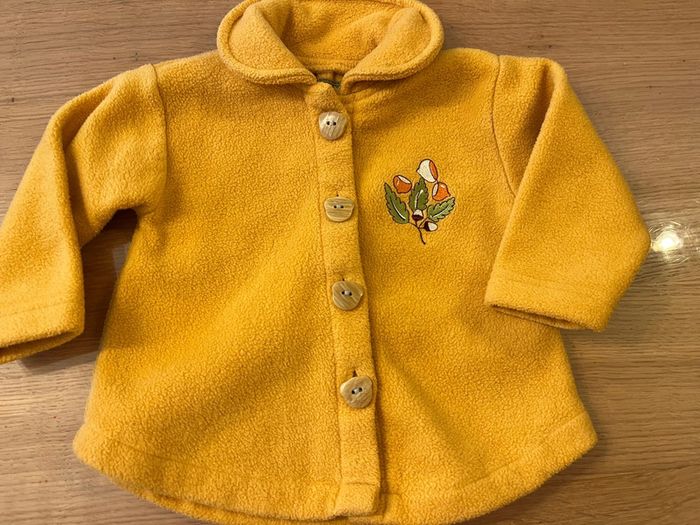 Lot body + veste polaire taille 6 mois - photo numéro 4