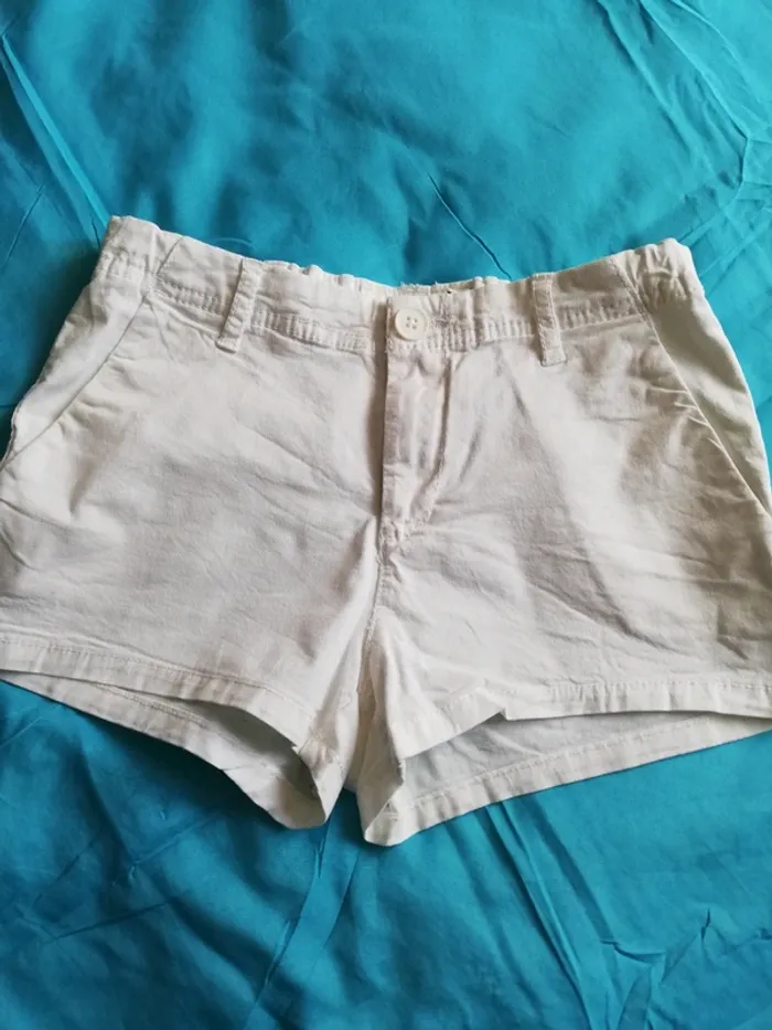 Short blanc fille