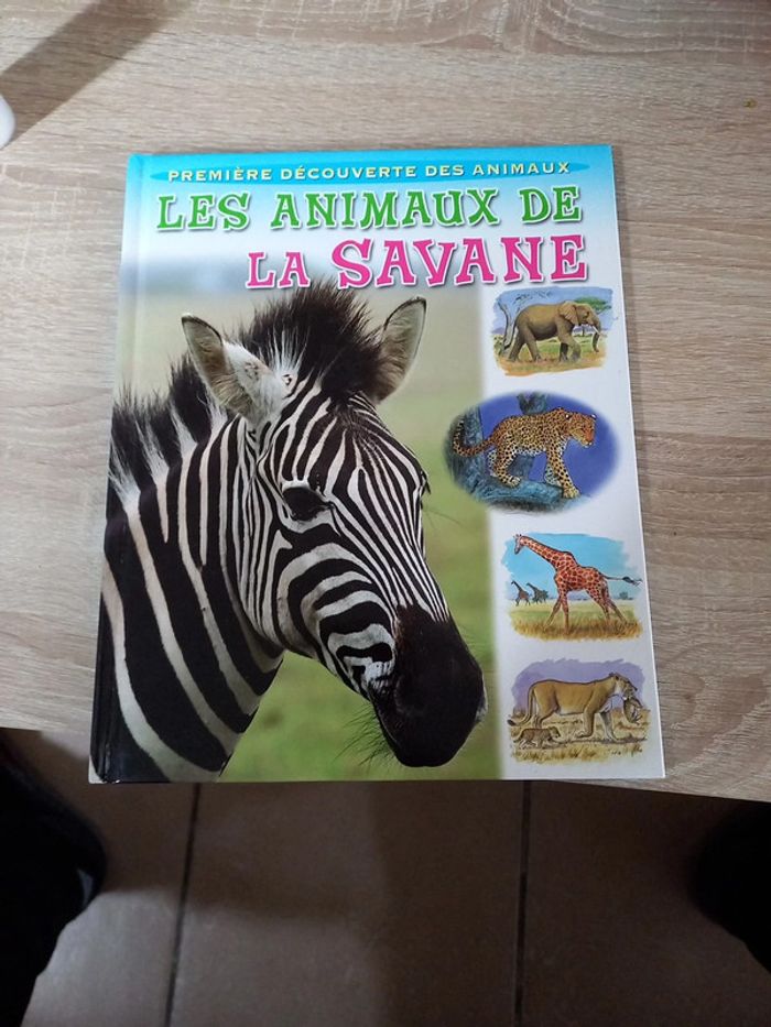 Livres Les animaux de la savane