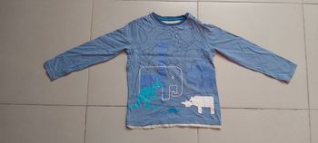 Tshirt manche longue motif éléphant kangouroi 8 ans
