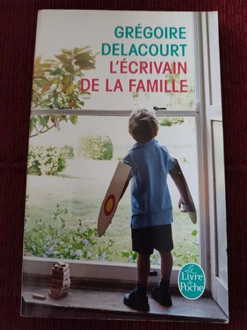 Livre "L'écrivain de la famille" - Grégoire Delcourt