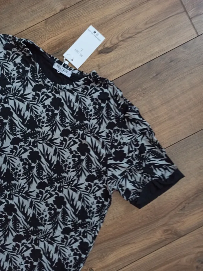 Tee shirt fleuri homme L Oversize - photo numéro 2