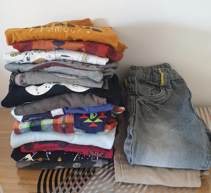 Lot vêtements garcon 2 ans