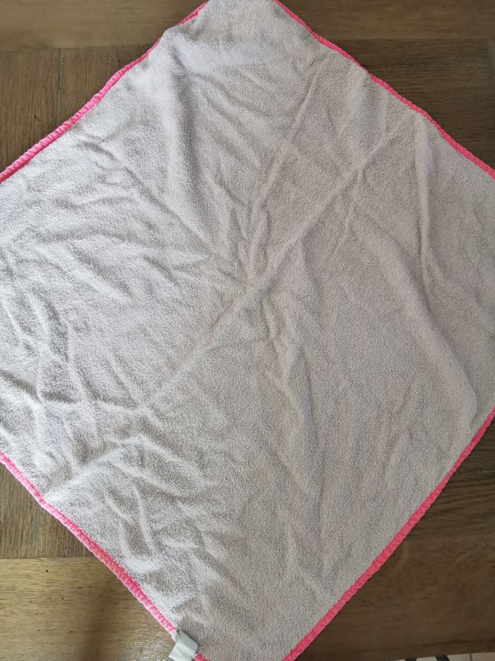 Cape de bain sortie de bain bébé fille - photo numéro 4