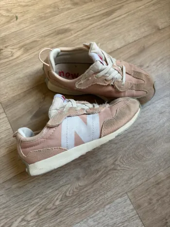 Baskets fille New Balance taille 27,5