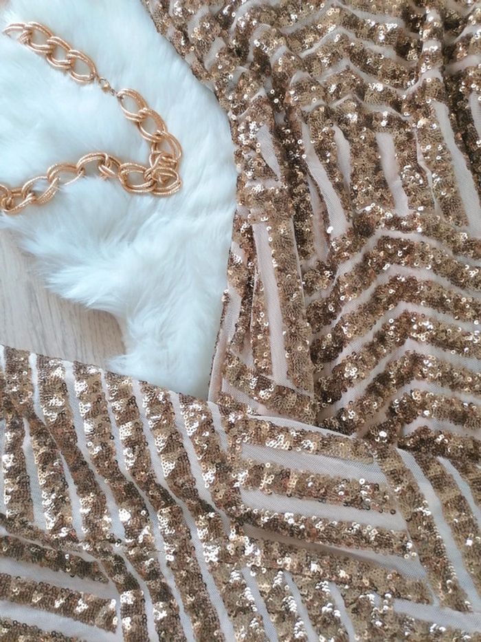 Jolie robe longue de cocktail shooting taille 36 rose gold 🤍 - photo numéro 2