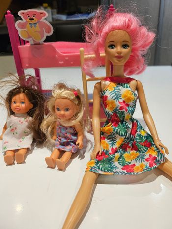 Poupée style barbie