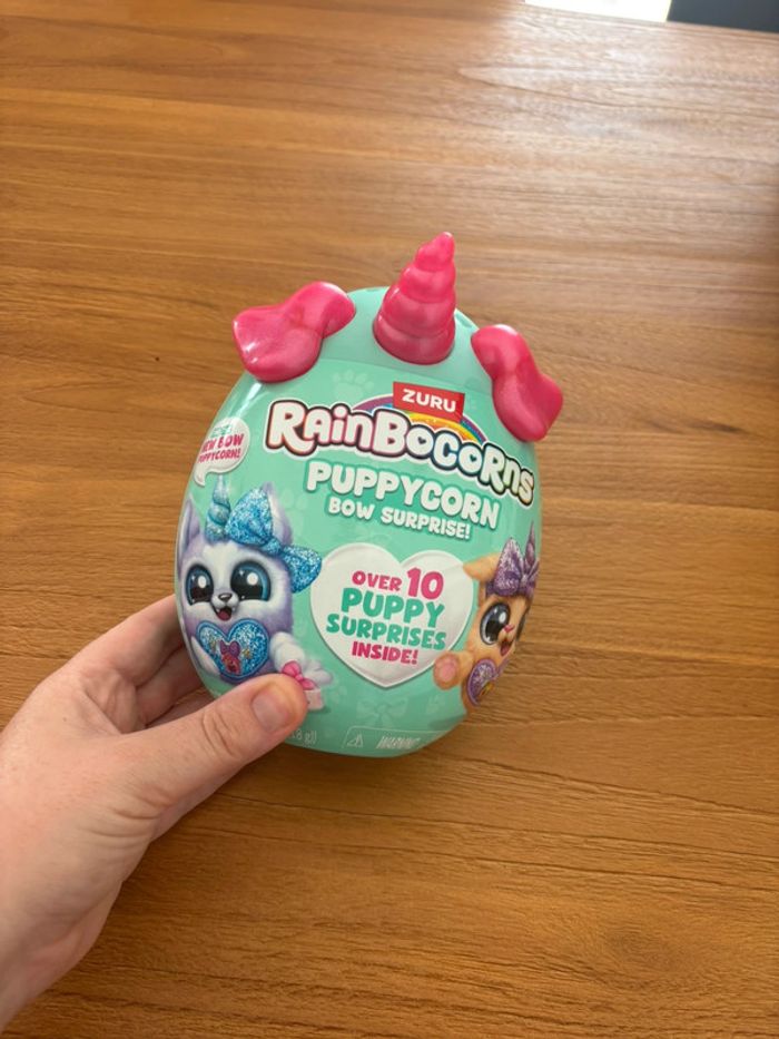 Œuf surprise rainbocorns