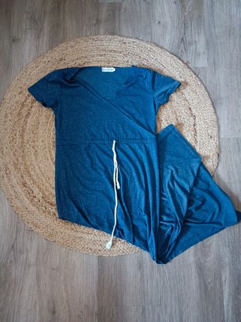 Robe longue bleue ceinturé