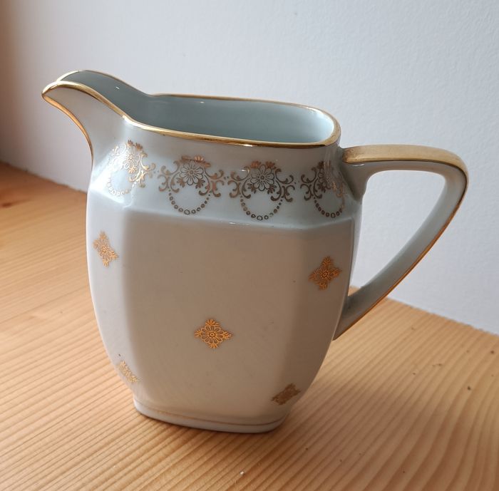 Petit pot de lait porcelaine de Limoges vintage blanc doré très bon état