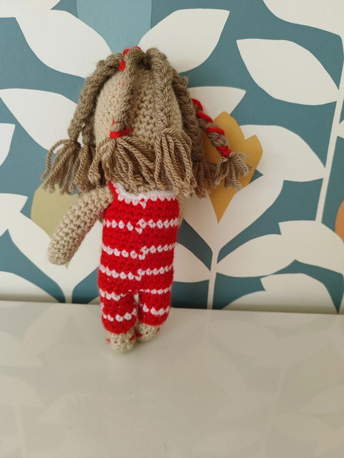 Poupée fait main - photo numéro 2