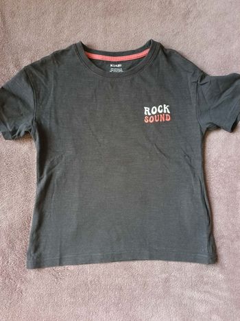 T-shirt manches courtes - Taille 6 ans.  