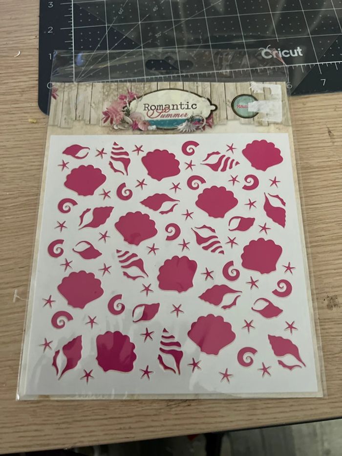 Pochoir scrapbooking Romantic Summer