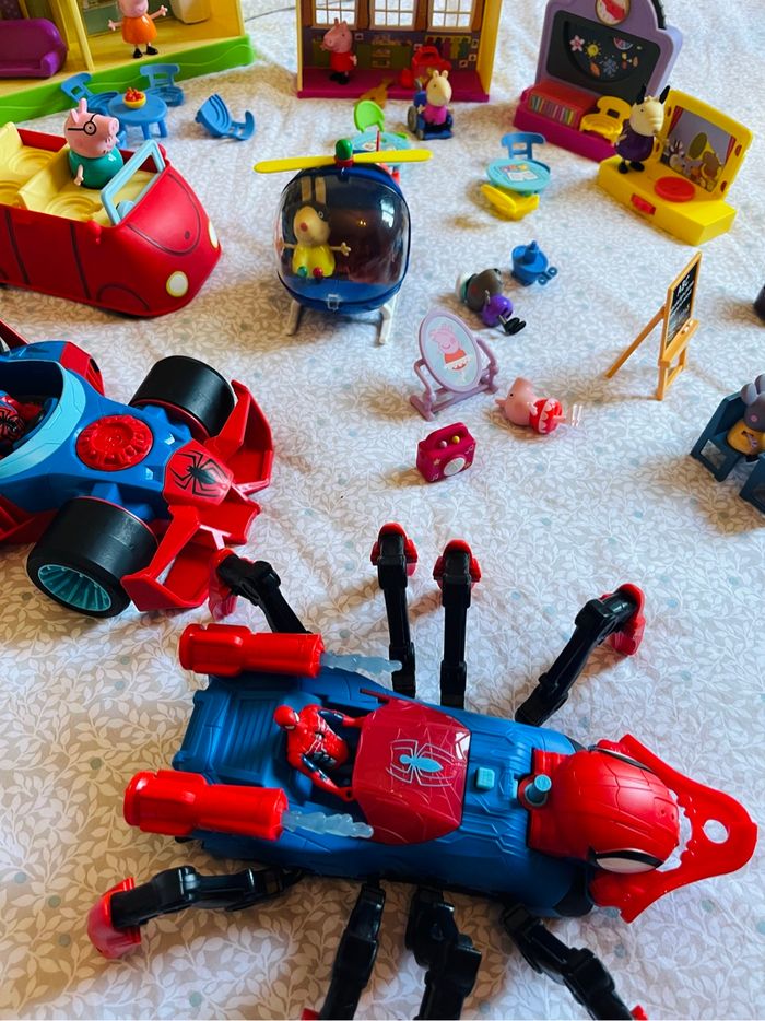 Ensemble Peppa Pig et Spiderman - photo numéro 5