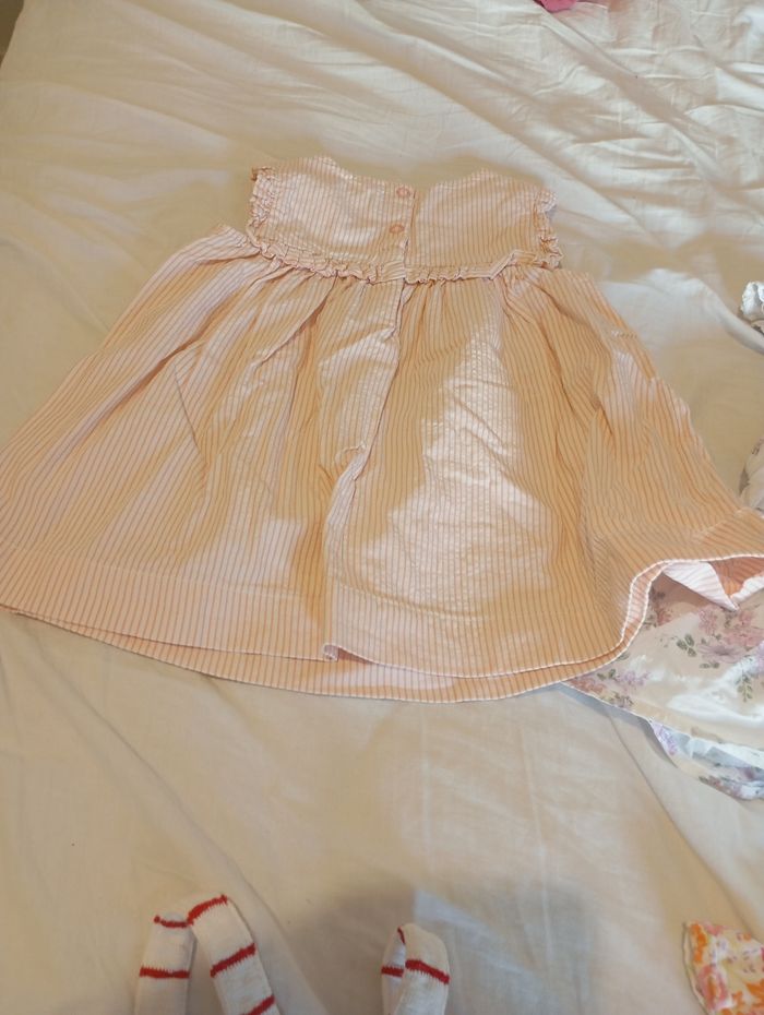 Bonjour je vends lot de 5 vêtements 2 c & a est 2 Primark - photo numéro 8