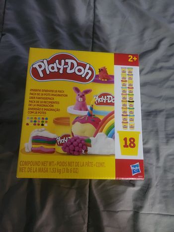 18 pots pâte à modeler