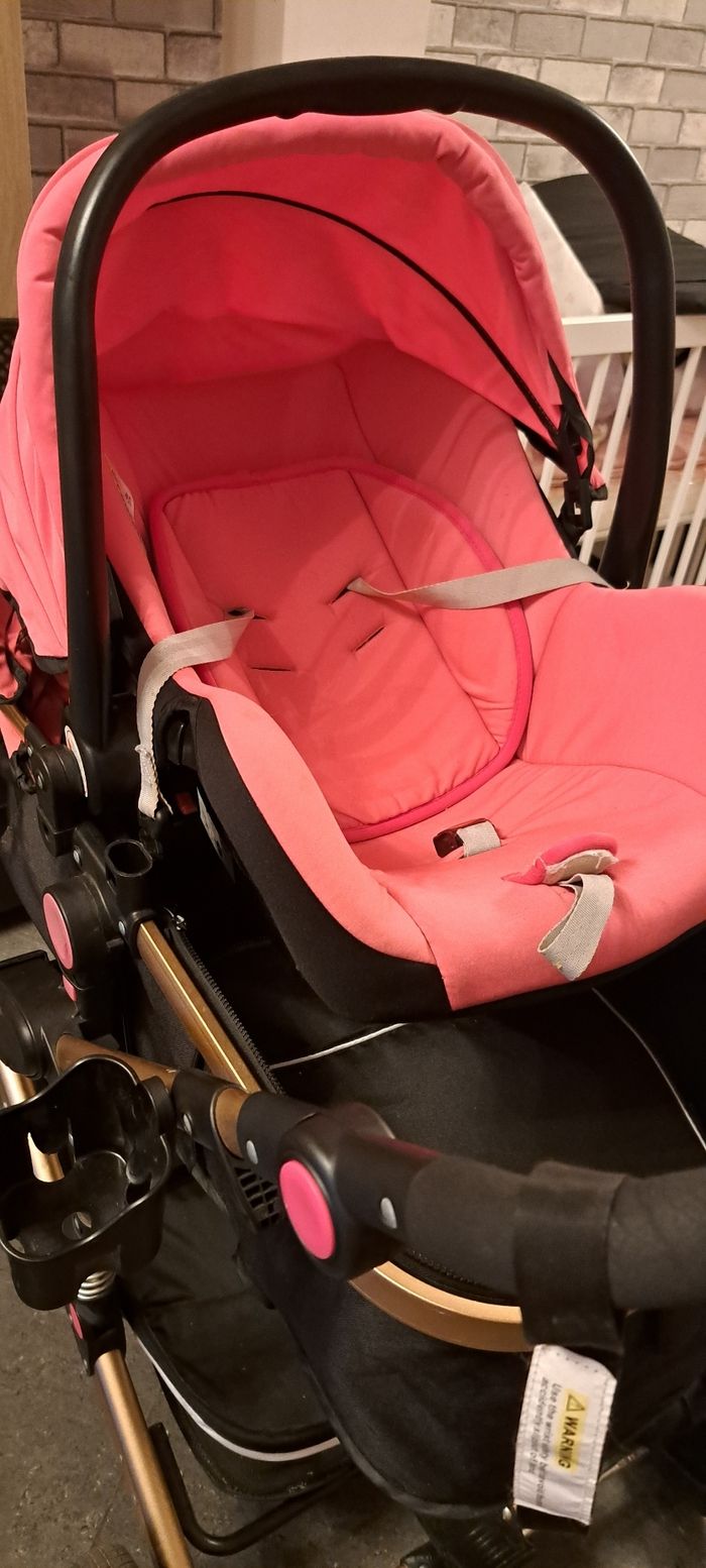 Poussette trio rose à vendre 300e - photo numéro 5